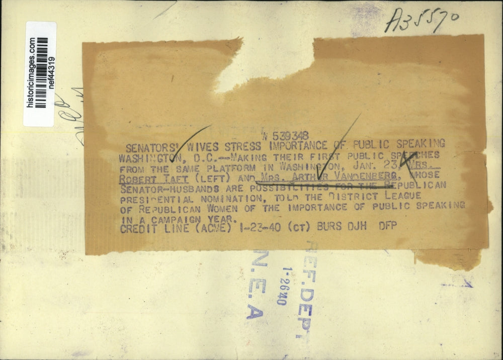1940 Press Photo Mrs. Robert A. Taft, Mrs. Arthur Vandenberg in Washington, D.C.