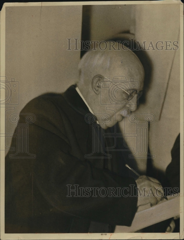 1933 Press Photo Bishop Canon Chase - nef44519