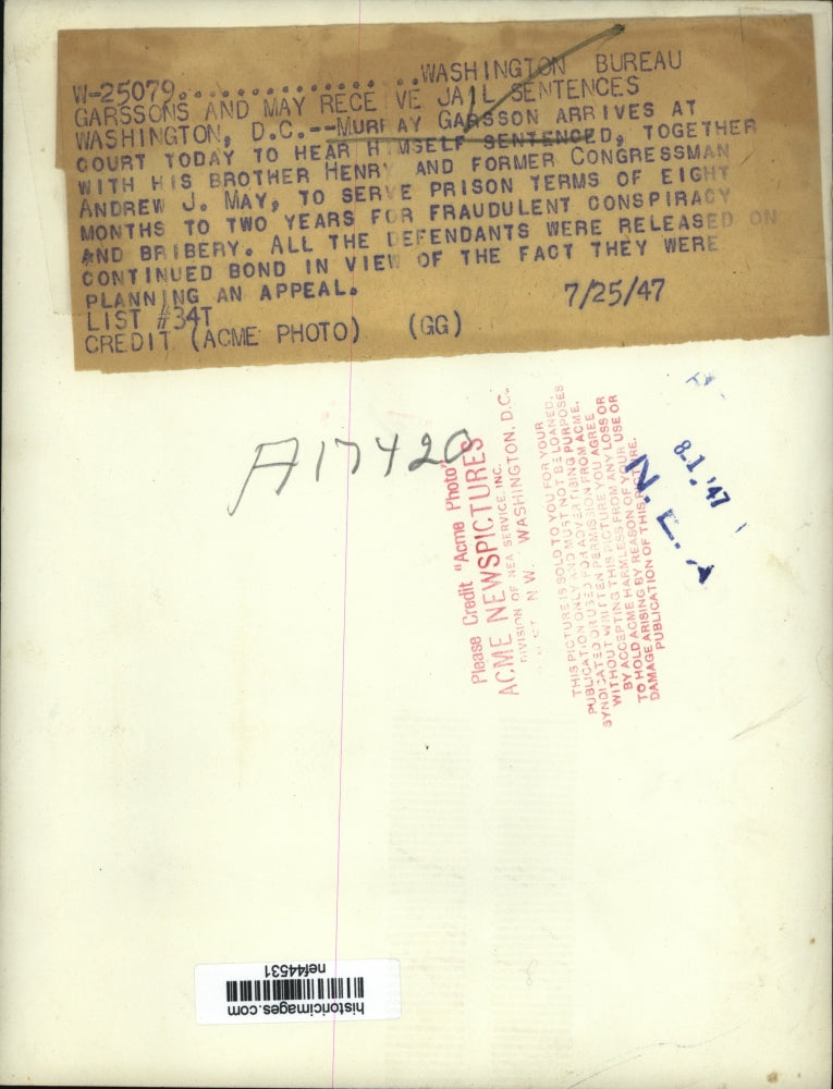 1947 Press Photo Murray Garsson Arriving at court, Washington, D.C. - nef44531