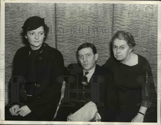 1935 Press Photo Ms Taft and Dr & Mrs William Semple All of Cincinatti