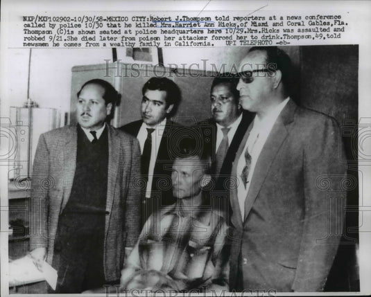 1958 Press Photo Robert J. Thompson at Police Headquarters, Mexico City