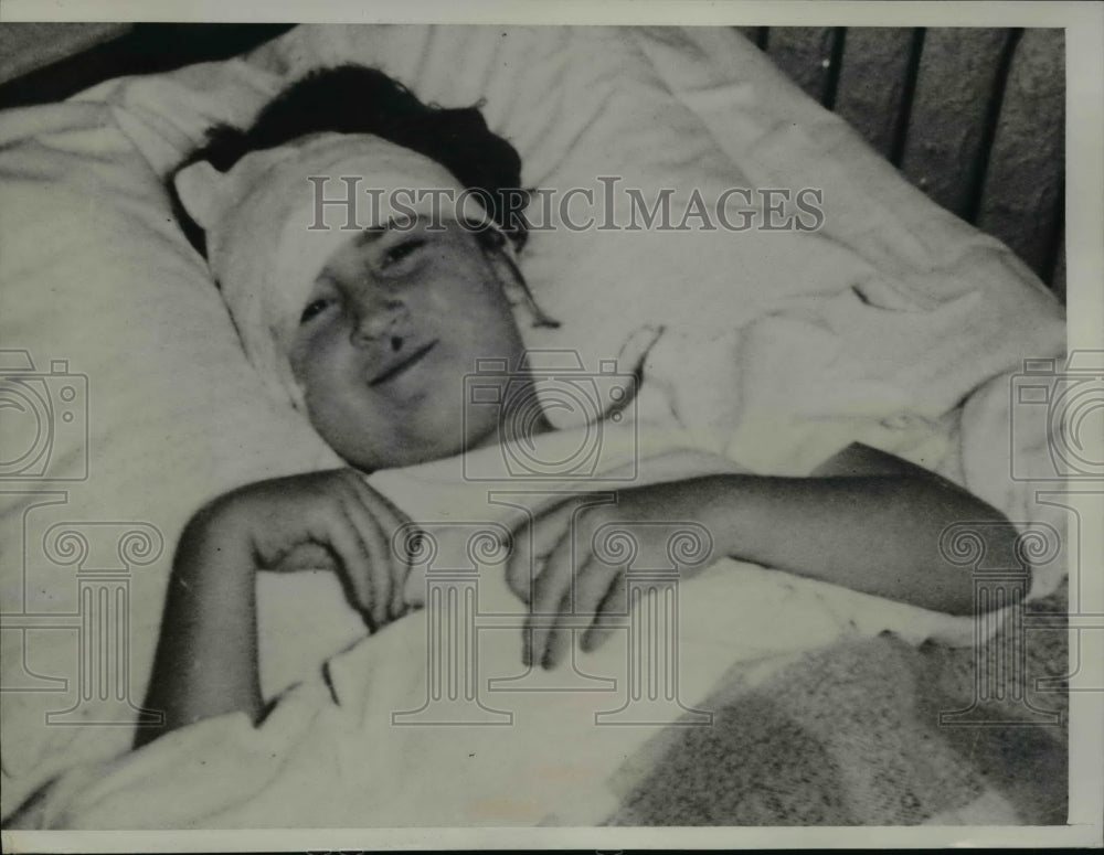 1939 Press Photo Evelyn Ann Oliver Severely Injured When Tornado Struck Her Home