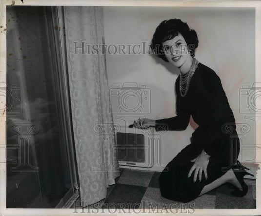 1961 Press Photo Chase Heat - nef44942