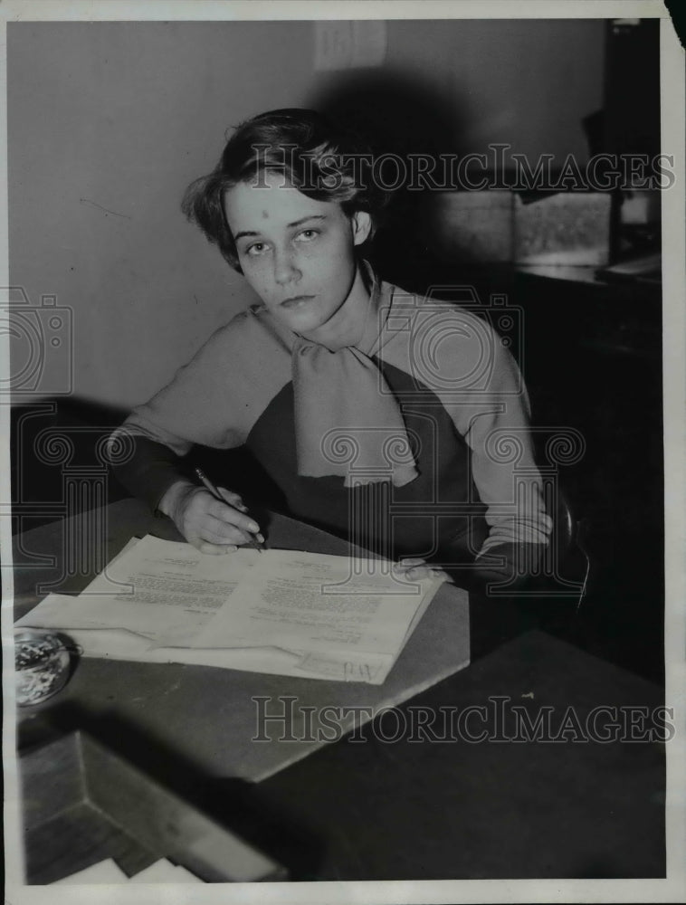 1933 Press Photo Margaret Stabler Secretary Treasure of NRA - nef45194