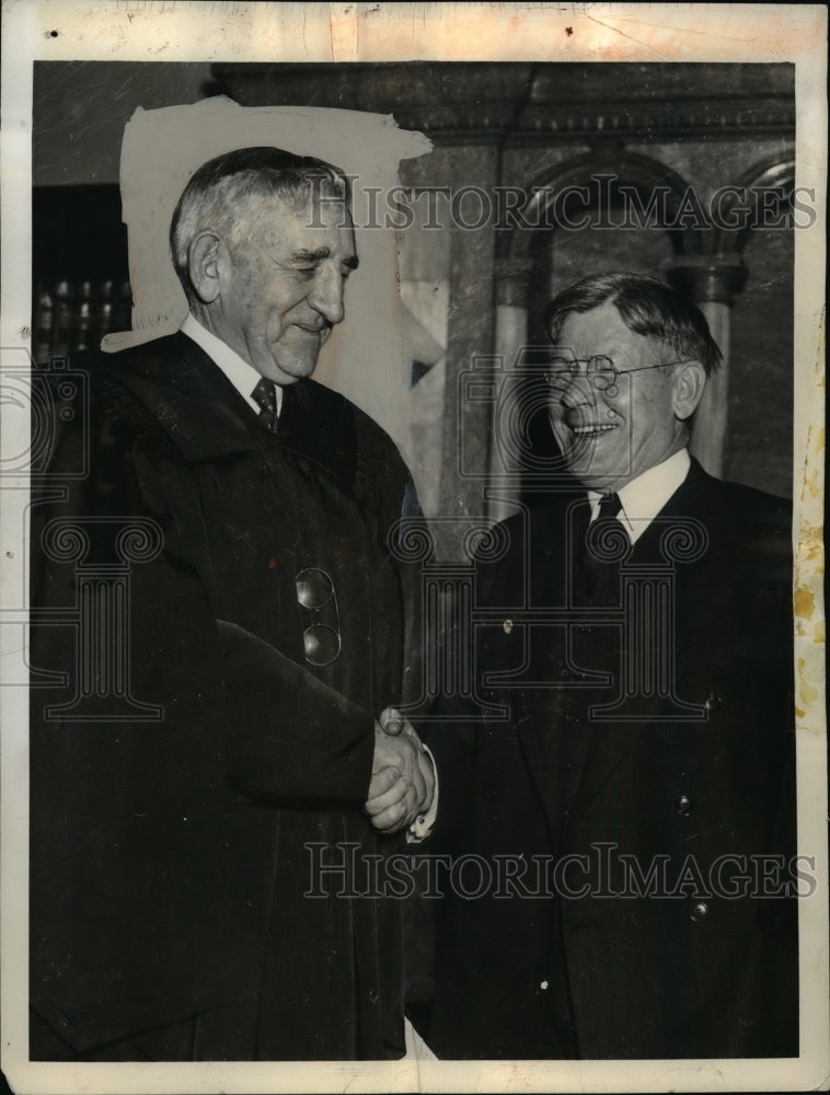 1940 Press Photo Governor Arthur James, William I. Schaeffer Shaking Hands, PA