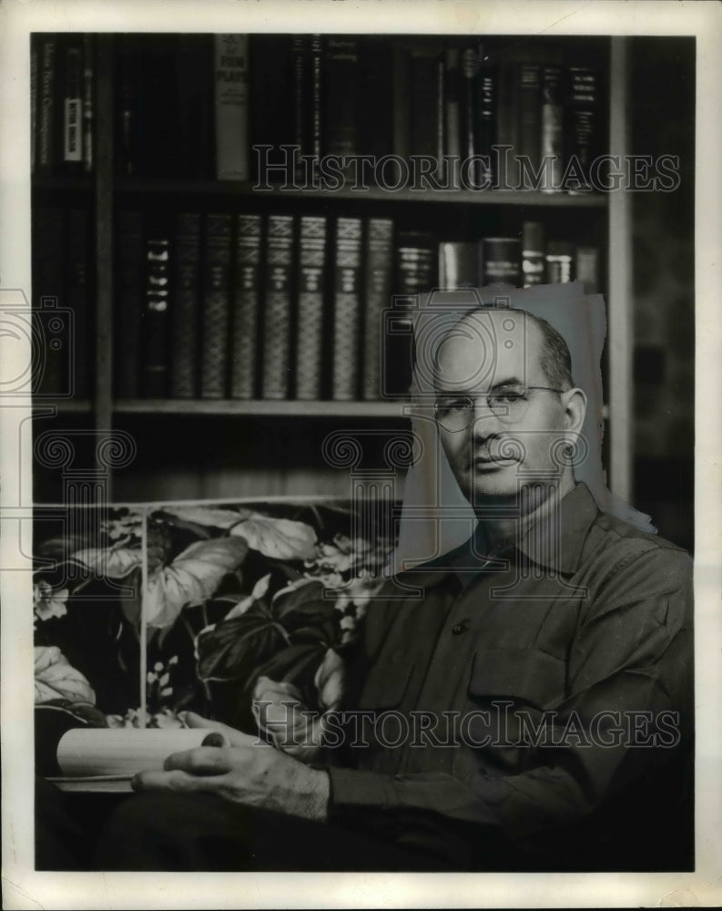 1959 Press Photo Frank G. Slaughter, Novelist - nef45296
