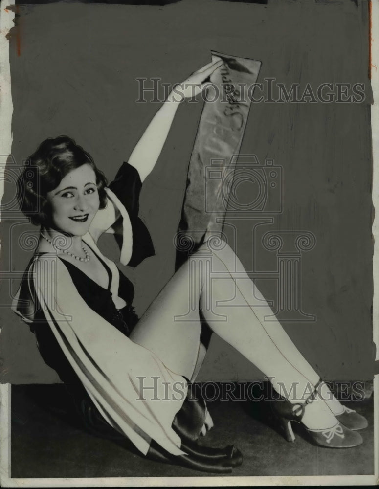 1930 Press Photo Ruth Kathrin, Won Blue Ribbon Best Legs at Int'l Leather Show