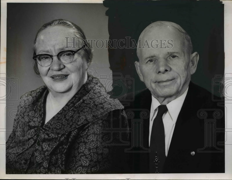 Load image into Gallery viewer, 1961 Press Photo Golden Wedding Anniversary of Mr &amp; Mrs Andrew Belica
