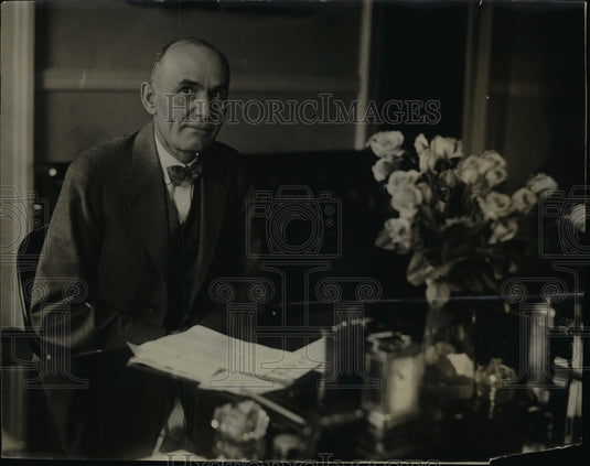 1925 Press Photo William Jardine Secretary of Agriculture in Office - nef45954