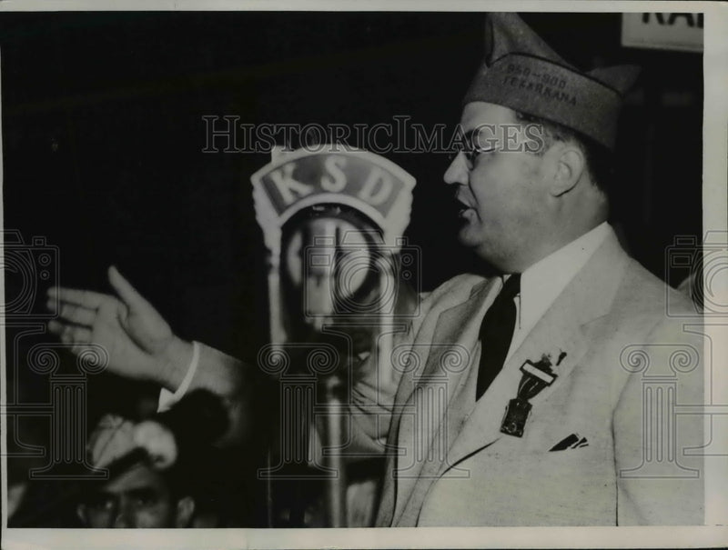 Load image into Gallery viewer, 1935 Press Photo Wright Patman of Texas Speaks at American Legion Convention
