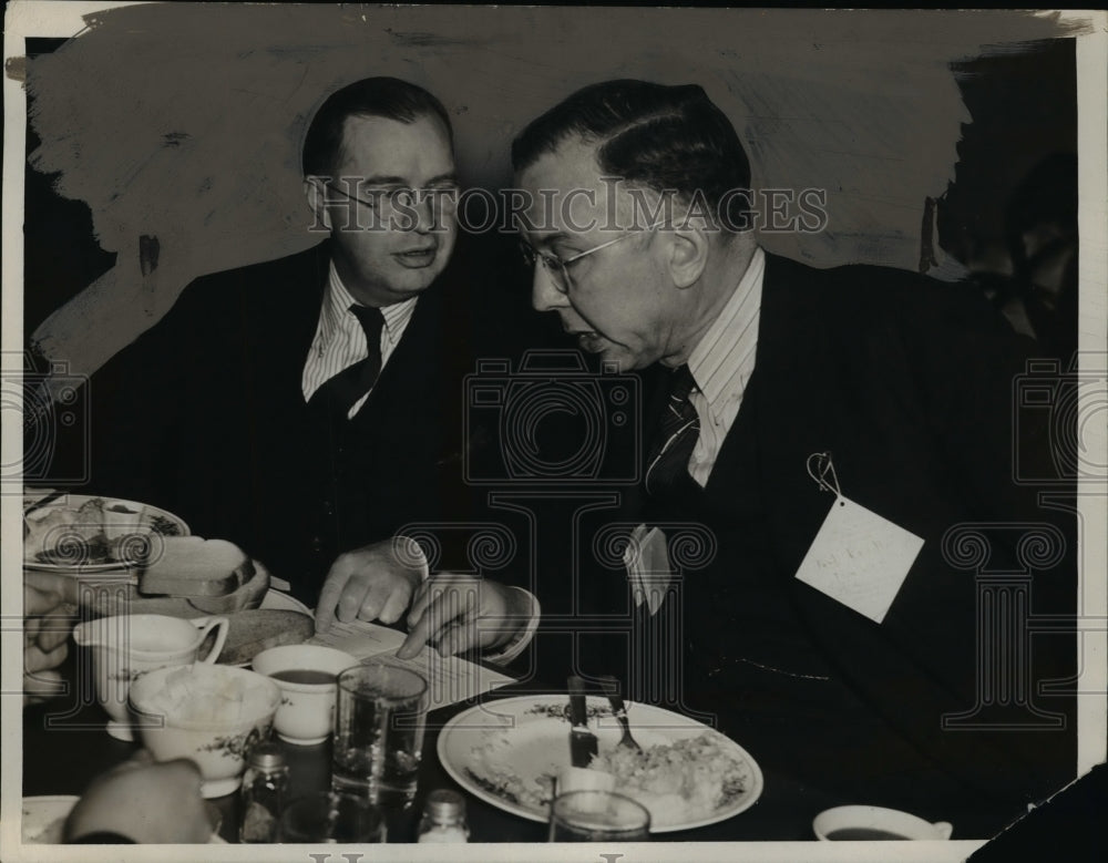 1939 Press Photo C.D. McVay, Paul W. Kridler at Farmer's Meeting, Ohio
