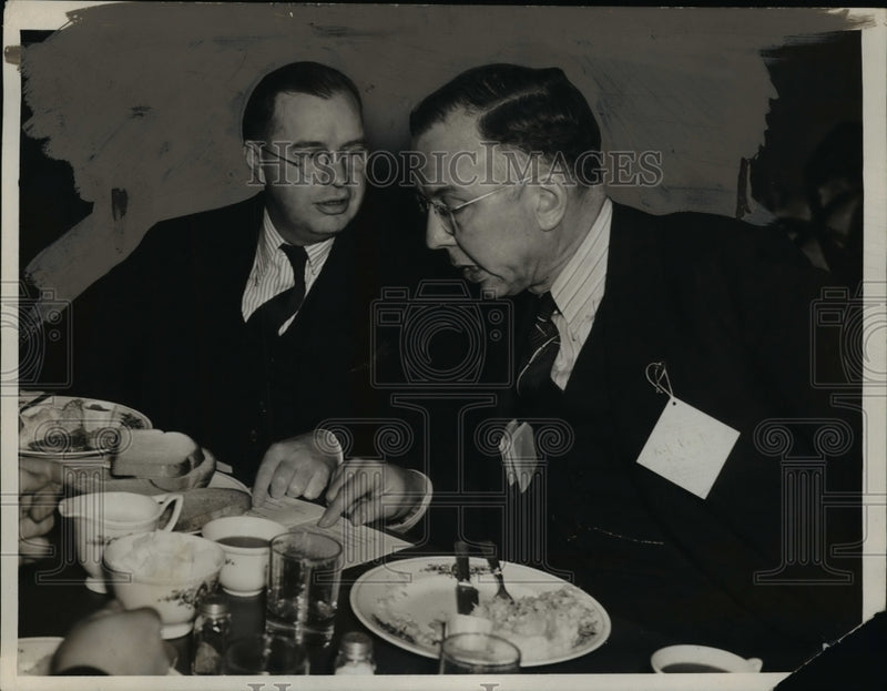 Load image into Gallery viewer, 1939 Press Photo C.D. McVay, Paul W. Kridler at Farmer's Meeting, Ohio
