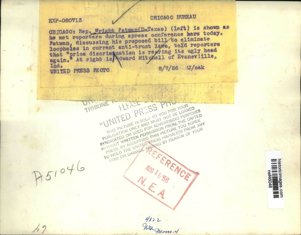 1956 Press Photo Wright Patman w/ Edward Mitchell at Chicago Press Conference