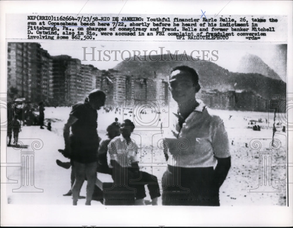 1958 Press Photo Financier Earl Belle at Copacabana Beach in Rio De Janerio