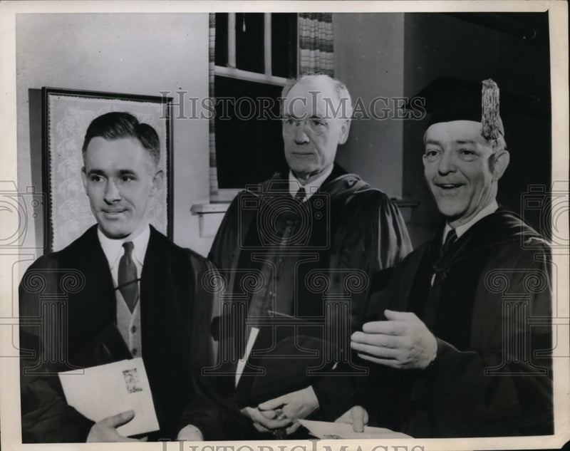 Load image into Gallery viewer, 1946 Press Photo Carroll College Celebrating 100th Anniversary in 4-Day Ceremony
