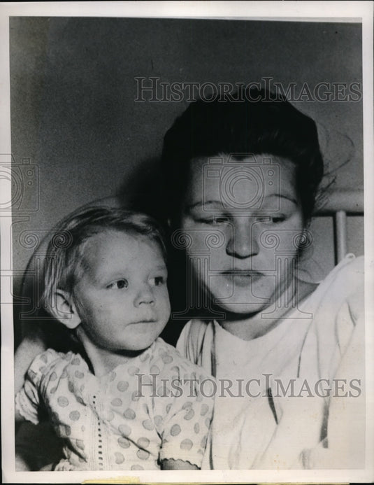 1947 Press Photo Lucille Medlin mother of Mary Jane who was found beaten in CA