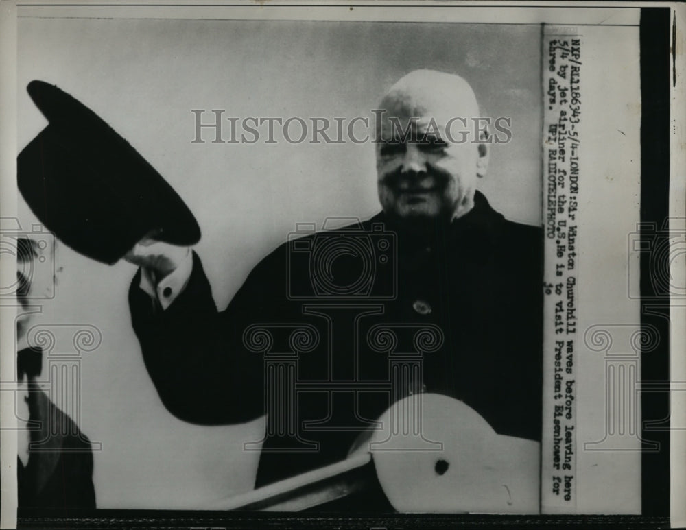 1959 Press Photo Churchill waves before leaving London by jet airliner for U.S.