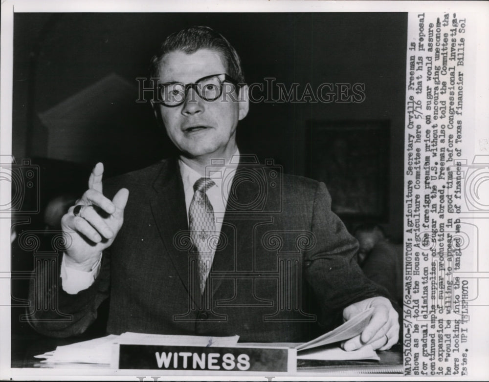 1962 Press Photo Orville Freeman talks to House Agriculture Committee