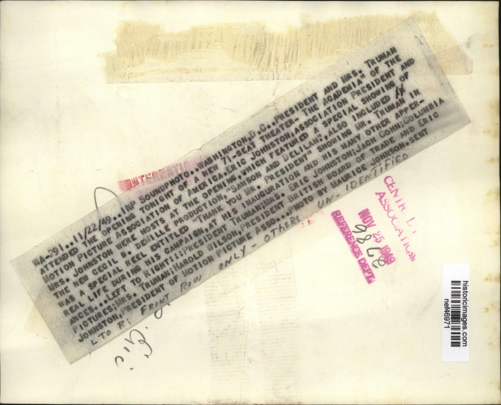 1948 Press Photo Pres & Mrs Truman Attend Opening of New 71-Seat Theater