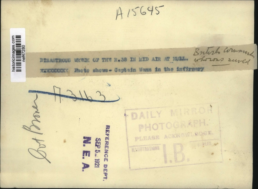 1921 Press Photo Captain Mann of R-38 Wreck in Hospital - nef47280