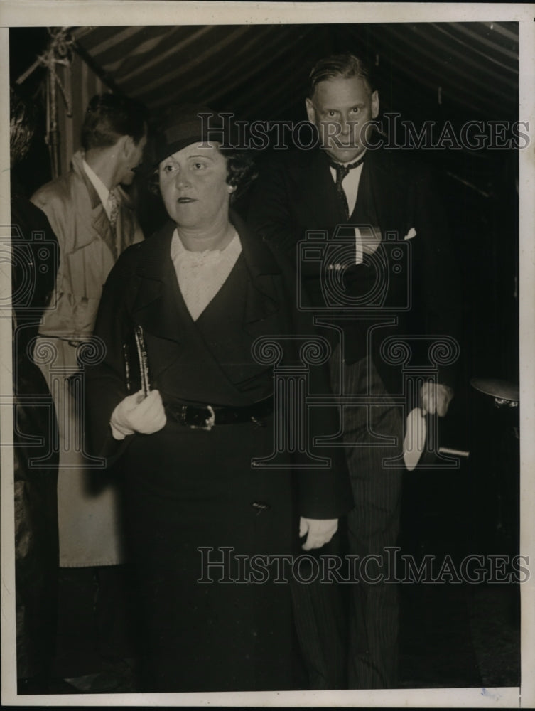 1935 Press Photo Edgar L.G. Prochnik, & Wife Leaving St. Mathews Catholic Church