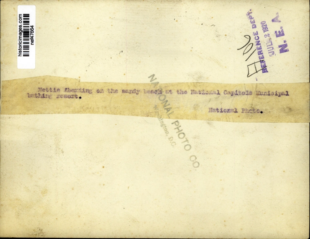 1920 Press Photo Nettie Aberding at National Capitols Municipal Bathing Resort