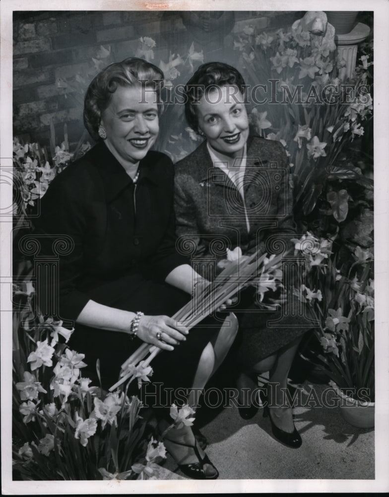 1958 Press Photo Health Museum Women's Committee Daffodil Party Planners