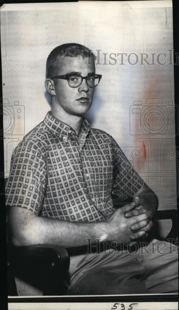 1962 Press Photo Cyrus Easton Grandson on millionaire Industrialist Cyrus Easton
