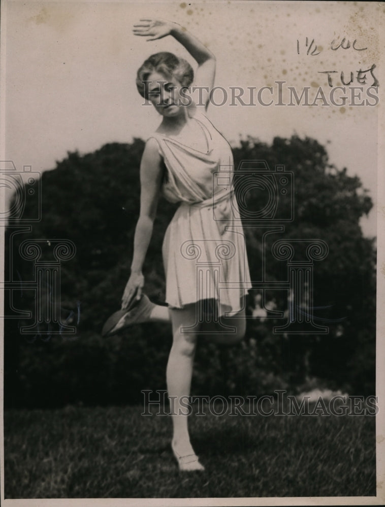 1923 Press Photo Diana Walls, author - nef48127