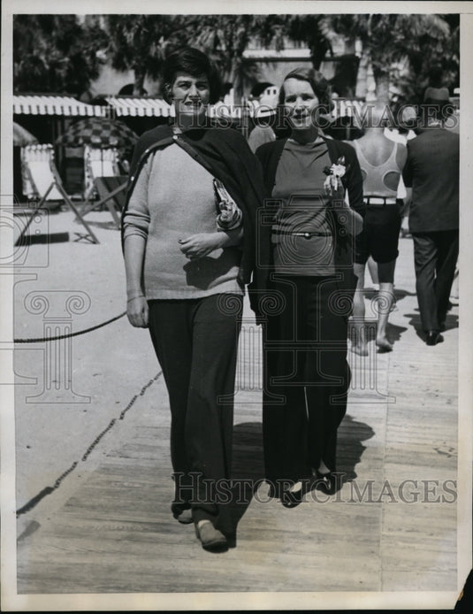 1936 Press Photo Mrs Doublas Paige & Mrs Lucius P Oreway Pictured in Palm Beach