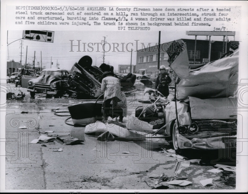 Load image into Gallery viewer, 1962 Press Photo Firemen at Scene of Steel Truck Crash &amp; Fire, Los Angeles
