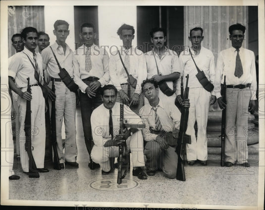 1933 Press Photo Santiago Almrez & Ysmael Seijas & Other Students of University