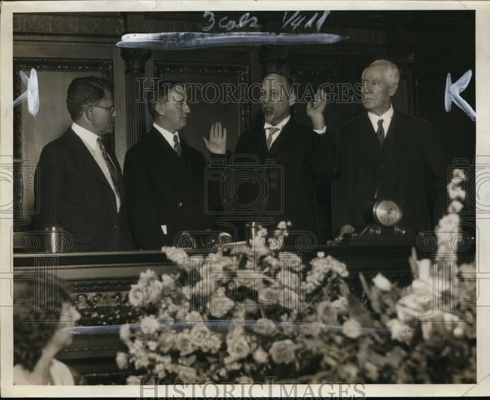 1930 Press Photo Clinton Takes Oath as Appellate Judge - nef48673