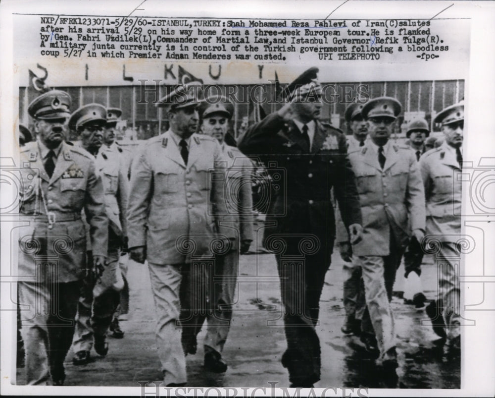 1960 Press Photo Shah of Iran Mohammed Reza Pahlevi Arriving in Istanbul, Turkey
