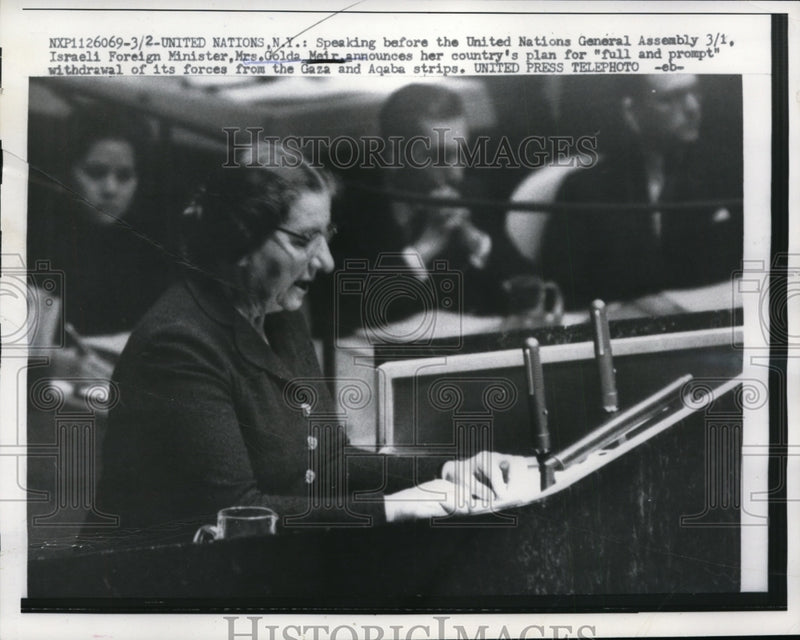 Load image into Gallery viewer, 1957 Press Photo Golda Meir Addressing United Nations General Assembly

