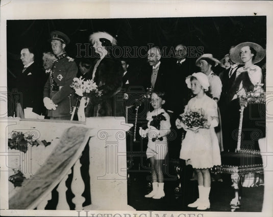 1935 Press Photo Belgium Royal Family at Brussels Horse Show - nef48745