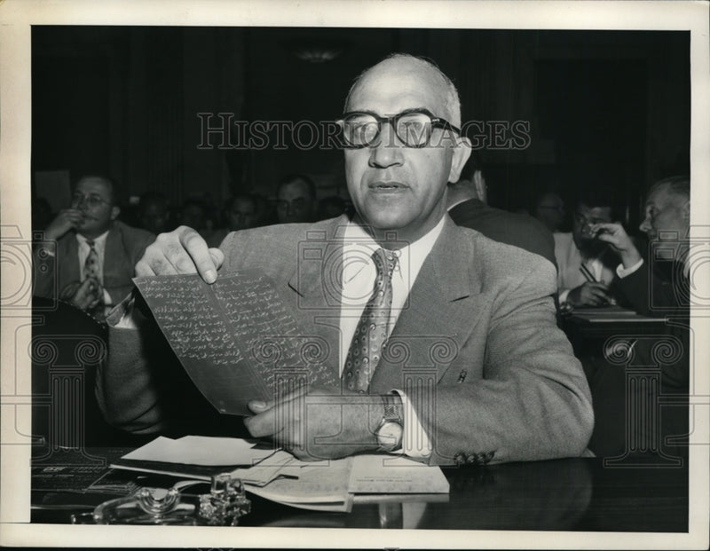 Load image into Gallery viewer, 1955 Press Photo Unknown Male at Convention - nef49277
