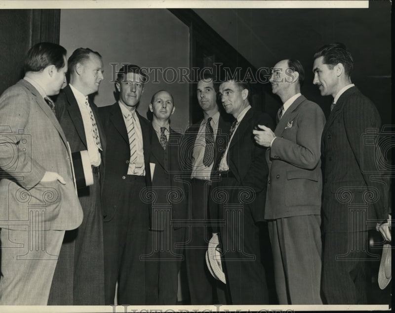 Load image into Gallery viewer, 1938 Press Photo Spy Squadres From Faris Kynettes Old Detail Went Before Inquest

