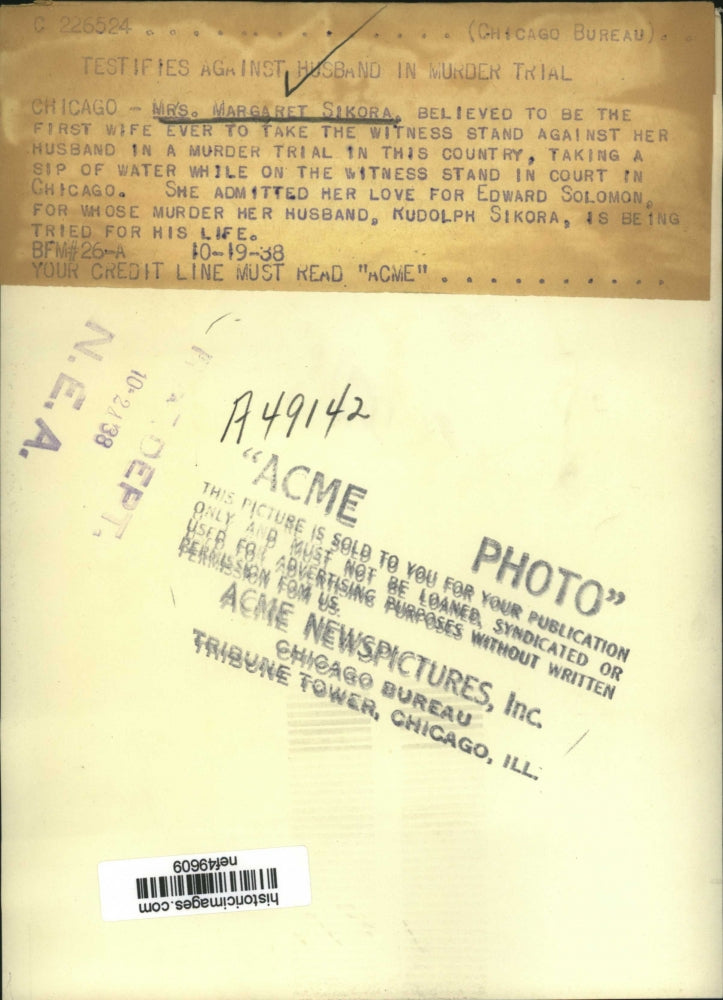 Load image into Gallery viewer, 1938 Press Photo Margaret Sikora During Husband's Murder Trial, Chicago
