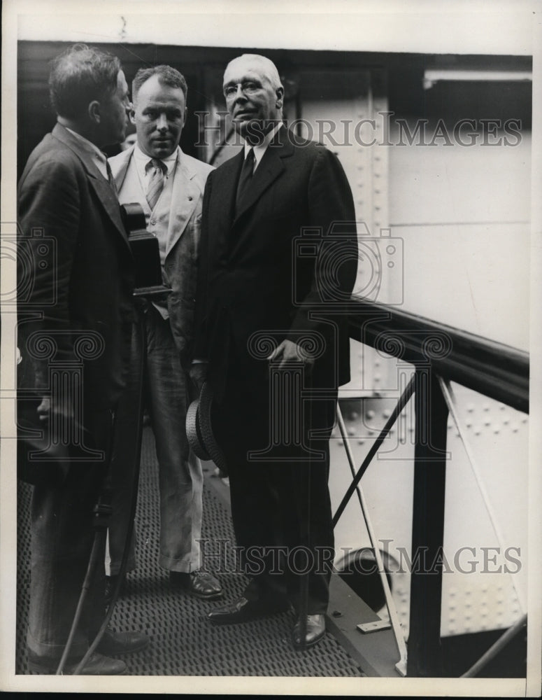 1932 Press Photo Judge Samuel Seabury Aboard S.S. Paris - nef49667