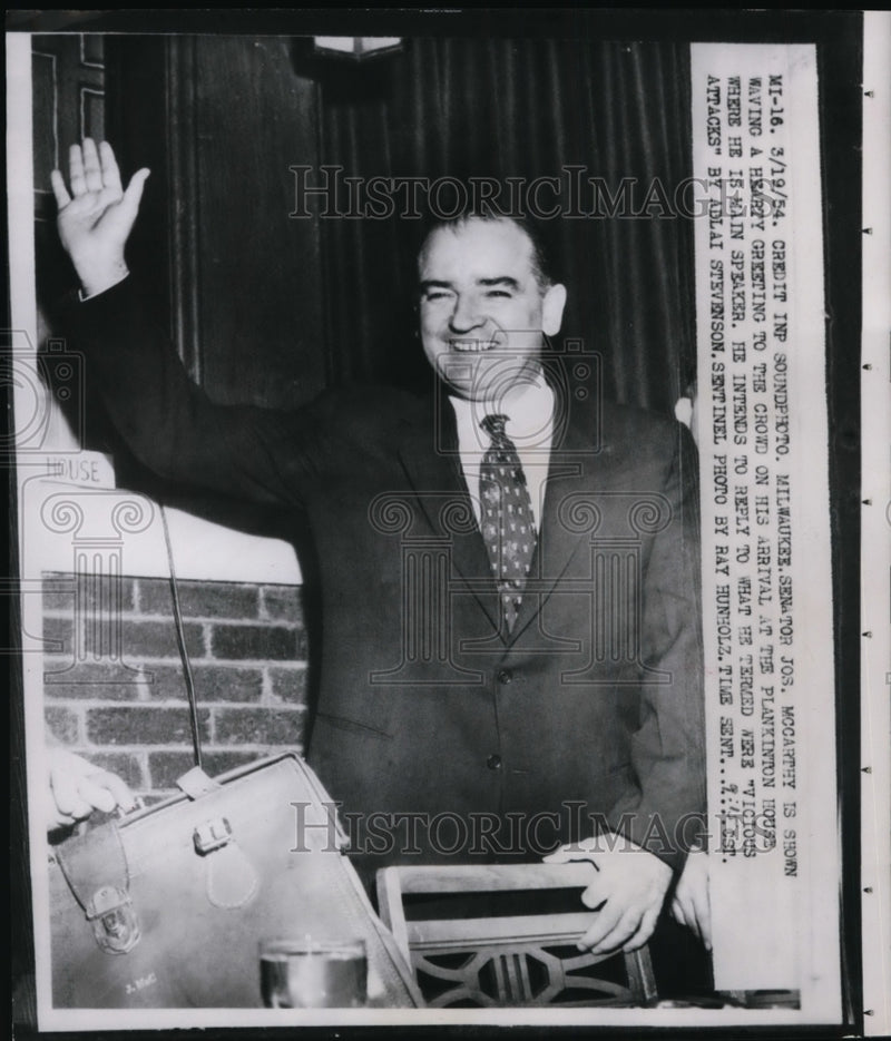 Load image into Gallery viewer, 1954 Press Photo Sen McCarthy Shown Greeting the Crowd on Arrival at Plankinton

