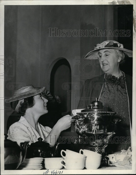 1938 Press Photo Mrs.William Gibbs McAdoo and Elizabeth Cudahy,Chicago Socialite