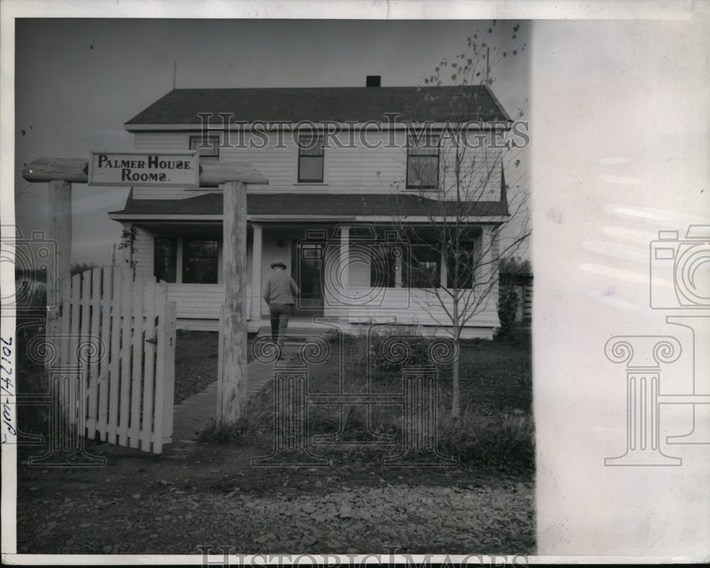 1943 Press Photo Palmer House Hotel in Palmer, Alaska - nef50300- Historic Images