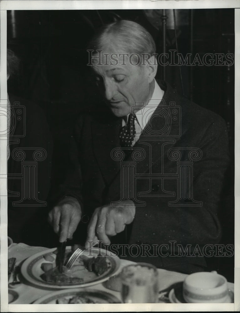 1935 Press Photo William Gibbs McAdoo at Hotel Biltmore Luncheon, Los Angeles