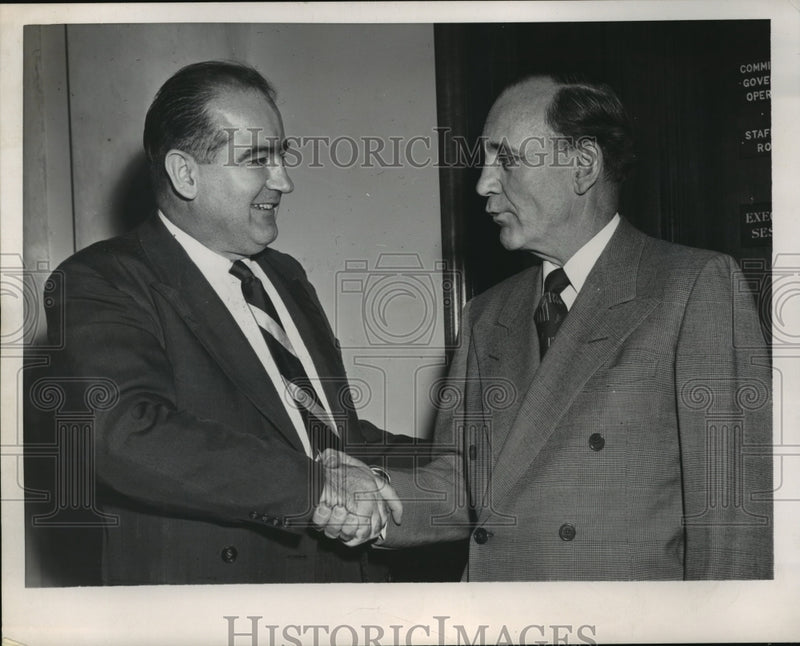 Load image into Gallery viewer, 1954 Press Photo Senator Joseph McCarthy and Senator Jno McClellan - nef50721
