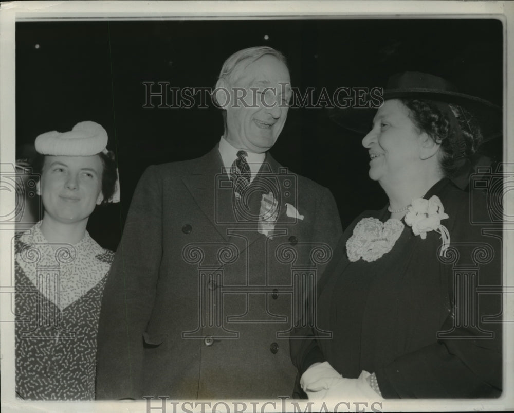 1940 Press Photo Mr.and Mrs.William Gibbs McAdoo with Mrs. Frances Perkins