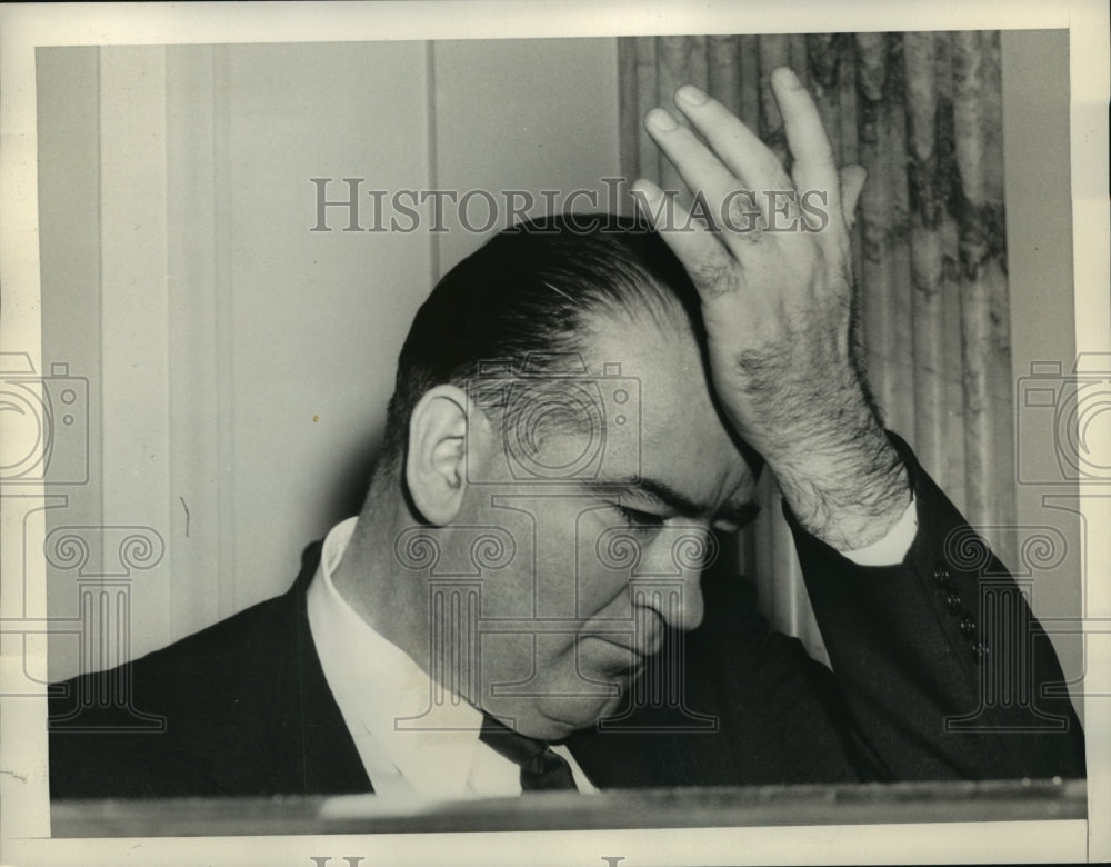 1955 Press Photo Joseph McCarthy During Opening Days of Session of New Hearings