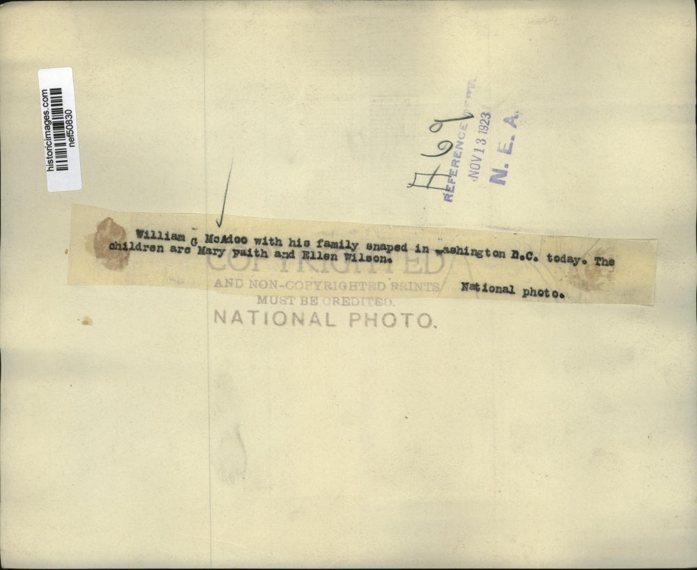 1923 Press Photo William McAdoo with His Family in Washington D.C. - nef50830