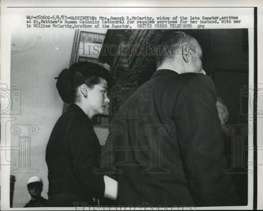 1957 Press Photo Mrs Joseph McCarthy Arrives at St. Matthews for Requiem Service