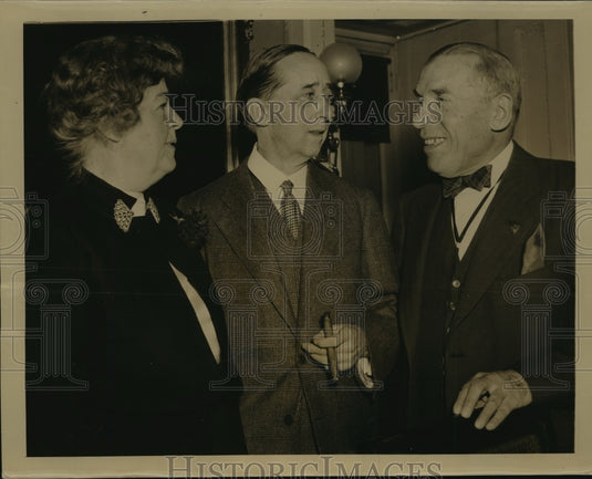1939 Press Photo Claude Bowers with Edith Nourse Rogers, Sal Bloom - nef51256